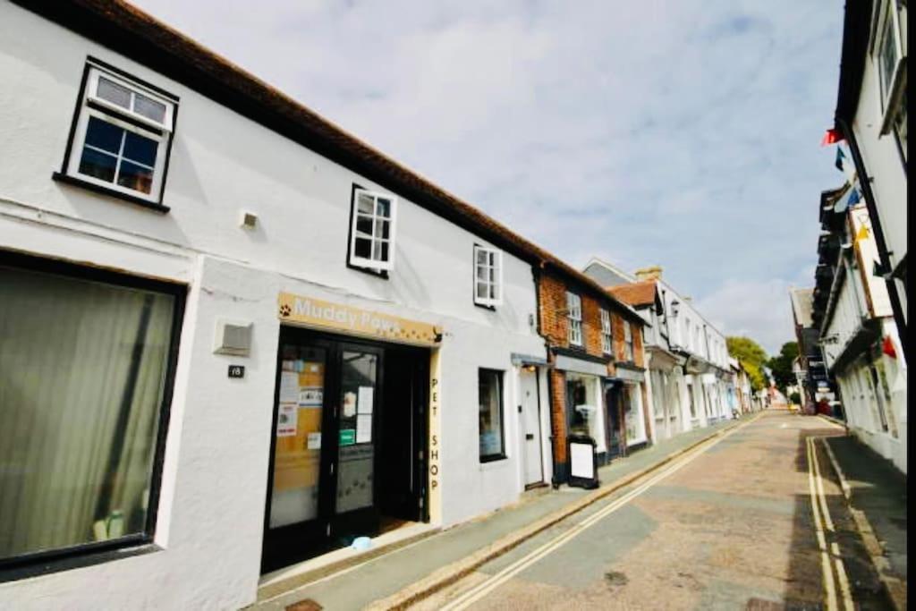 With Roof Terrace - Centre Of Yarmouth Yarmouth (Isle Of Wight)