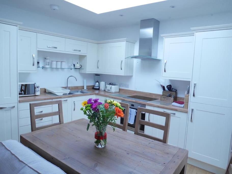 With Roof Terrace - Centre Of Yarmouth * Yarmouth (Isle Of Wight)